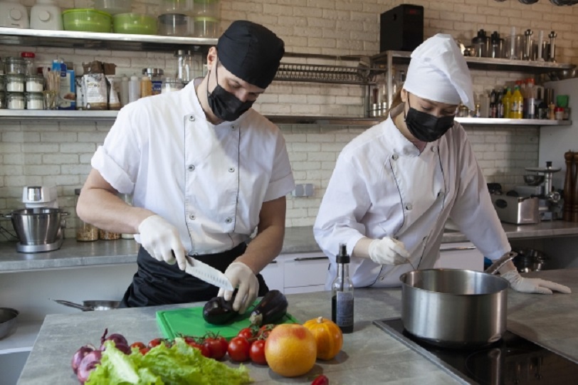 技能ビザ｜沖縄就労ビザ申請・特定技能の相談窓口